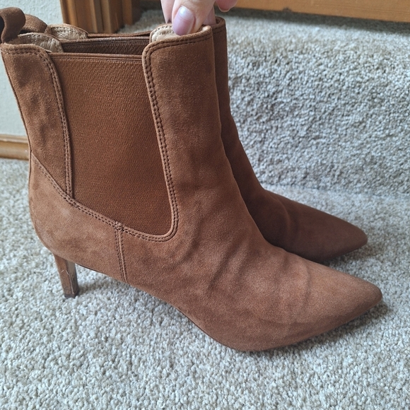 Veronica Beard Leeland Pointed Toe Suede Chelsea Boot Womens Size 9 - Picture 3 of 10